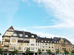 <a href="/attraktionen/altstadt-castrop-rauxel-lambertusplatz" target="_self">Altstadt <span class="hit">Castrop-Rauxel</span></a>